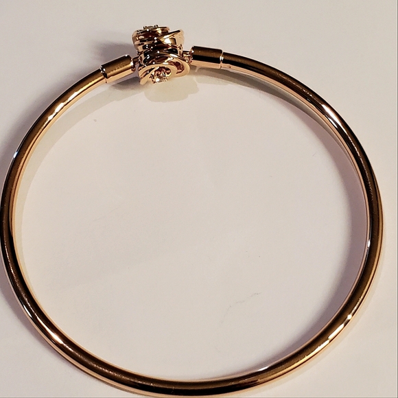 Authentic NEW Pandora Pandora Moments Encircled Clasp Bangle 14KRGP CZ - Picture 4 of 12
